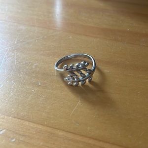 Size 7 silver ring